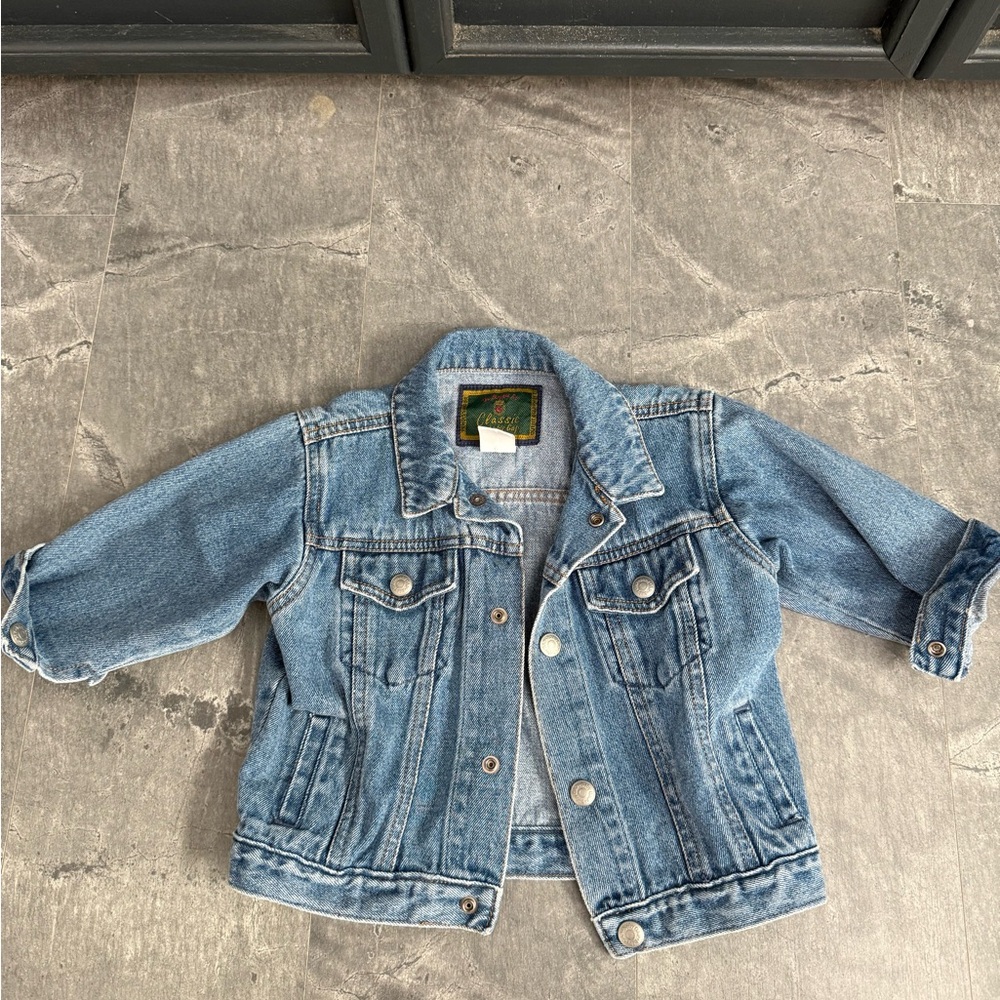 GAP Blue Jean Jacket Classic Denim Style